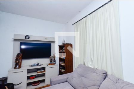 Casa à venda com 400m², 5 quartos e 1 vaga Casa à venda com 400m², 5 quartos e 1 vagaQuarto 4