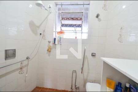 Casa à venda com 400m², 5 quartos e 1 vaga Casa à venda com 400m², 5 quartos e 1 vagaBanheiro de serviço