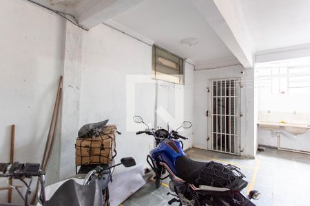 Studio à venda com 360m², 1 quarto e 1 vaga Studio à venda com 360m², 1 quarto e 1 vagaGaragem
