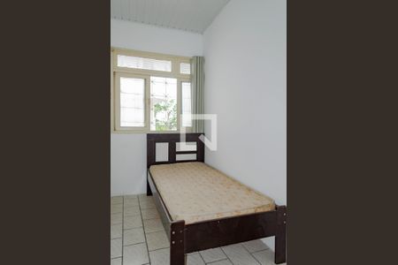 Quarto de kitnet/studio para alugar com 1 quarto, 15m² em Trindade, Florianópolis