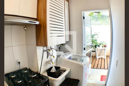 Apartamento à venda com 83m², 2 quartos e 1 vagaÁrea de Serviço