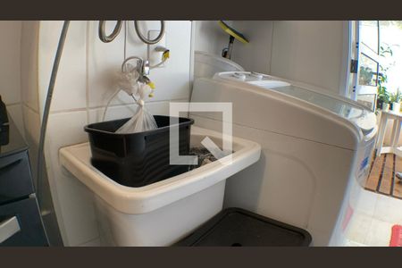 Apartamento à venda com 83m², 2 quartos e 1 vagaÁrea de Serviço