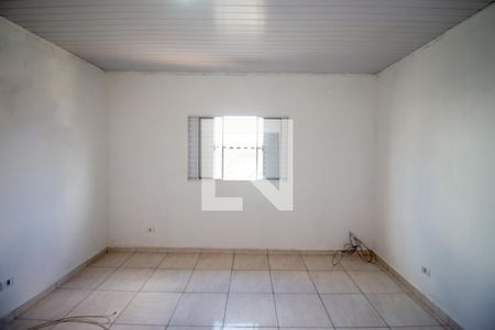 Quarto de casa para alugar com 1 quarto, 65m² em Limoeiro, São Paulo