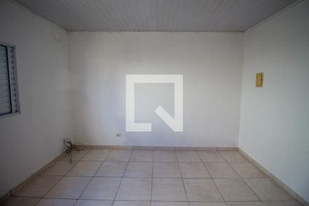 Quarto de casa para alugar com 1 quarto, 65m² em Limoeiro, São Paulo