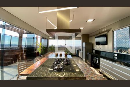 Apartamento à venda com 246m², 3 quartos e 4 vagas Apartamento à venda com 246m², 3 quartos e 4 vagasVaranda gourmet