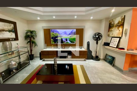 Apartamento à venda com 246m², 3 quartos e 4 vagas Apartamento à venda com 246m², 3 quartos e 4 vagasSala 2