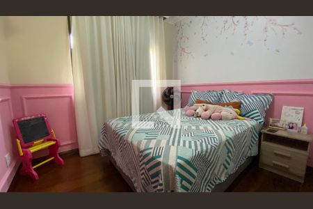 Apartamento à venda com 246m², 3 quartos e 4 vagas Apartamento à venda com 246m², 3 quartos e 4 vagasQuarto 3