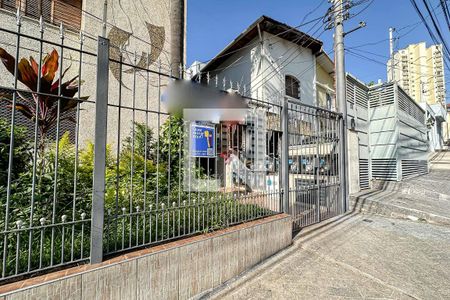 Apartamento para alugar com 80m², 2 quartos e 1 vaga Apartamento para alugar com 80m², 2 quartos e 1 vagaFachada