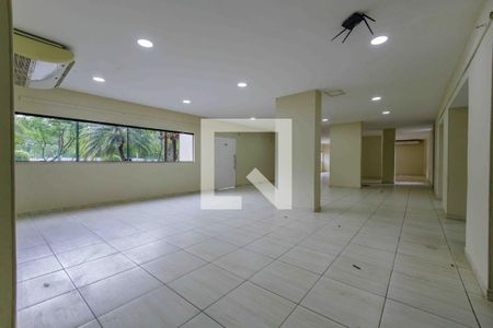 Apartamento à venda com 120m², 3 quartos e 1 vagaÁrea Comum Salão de Festas