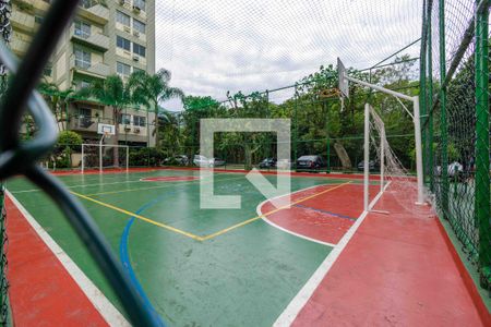 Apartamento à venda com 120m², 3 quartos e 1 vaga Apartamento à venda com 120m², 3 quartos e 1 vagaÁrea Comum Quadra