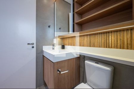 Apartamento para alugar com 80m², 3 quartos e 1 vaga Apartamento para alugar com 80m², 3 quartos e 1 vagaBanheiro da Suíte 1
