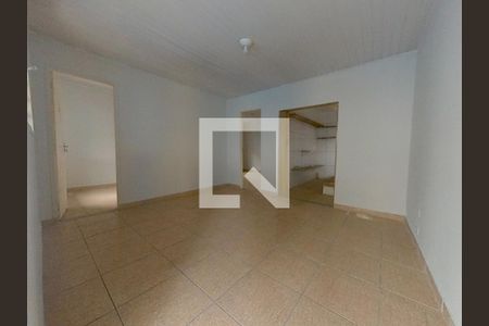 Casa à venda com 336m², 6 quartos e 3 vagas Casa à venda com 336m², 6 quartos e 3 vagasSala - Casa 3