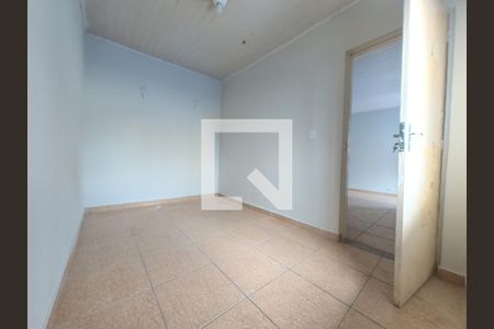 Casa à venda com 336m², 6 quartos e 3 vagas Casa à venda com 336m², 6 quartos e 3 vagasQuarto 2