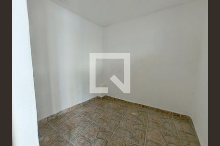 Casa à venda com 336m², 6 quartos e 3 vagas Casa à venda com 336m², 6 quartos e 3 vagasQuarto Lavanderia