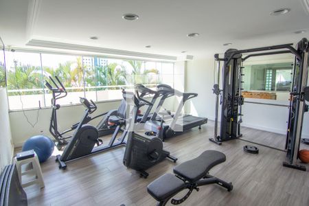 Apartamento à venda com 222m², 3 quartos e 4 vagasÁrea comum - Academia