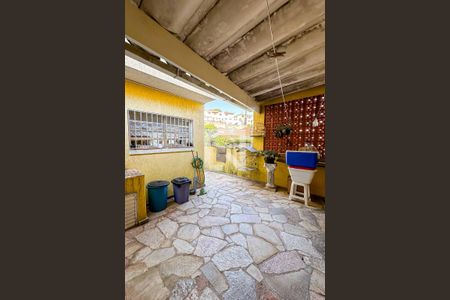 Casa à venda com 130m², 2 quartos e 3 vagas Casa à venda com 130m², 2 quartos e 3 vagasÁrea de Serviço