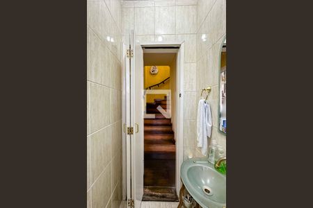 Casa à venda com 130m², 2 quartos e 3 vagas Casa à venda com 130m², 2 quartos e 3 vagasLavabo