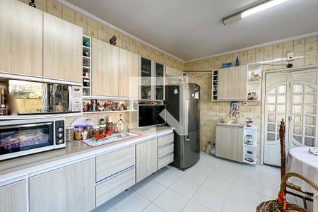 Casa à venda com 130m², 2 quartos e 3 vagas Casa à venda com 130m², 2 quartos e 3 vagasCozinha