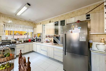 Casa à venda com 130m², 2 quartos e 3 vagas Casa à venda com 130m², 2 quartos e 3 vagasCozinha