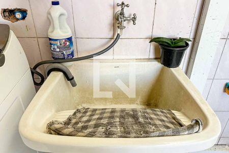 Casa à venda com 130m², 2 quartos e 3 vagas Casa à venda com 130m², 2 quartos e 3 vagasÁrea de Serviço