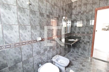 Casa para alugar com 139m², 2 quartos e 4 vagasBanheiro Social