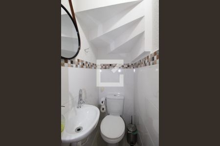 Casa de condomínio à venda com 54m², 2 quartos e 1 vagaLavabo