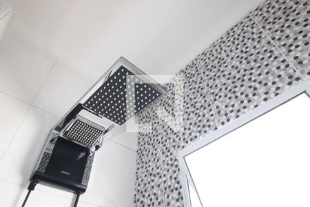 Casa de condomínio à venda com 54m², 2 quartos e 1 vagaBanheiro