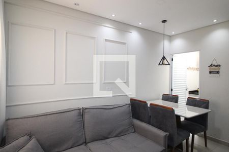 Casa de condomínio à venda com 54m², 2 quartos e 1 vagaSala