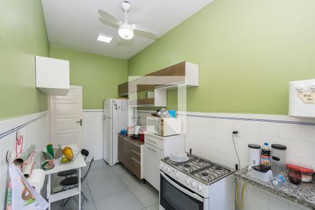 Apartamento para alugar com 100m², 2 quartos e 2 vagas Apartamento para alugar com 100m², 2 quartos e 2 vagasCozinha