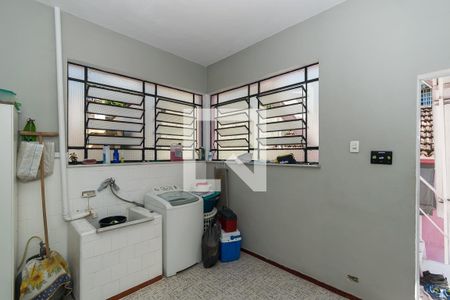 Apartamento para alugar com 100m², 2 quartos e 2 vagas Apartamento para alugar com 100m², 2 quartos e 2 vagasÁrea de Serviço