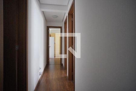 Apartamento à venda com 134m², 3 quartos e 4 vagasCorredor