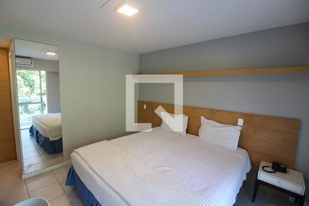 Suíte de apartamento para alugar com 1 quarto, 25m² em Barra da Tijuca, Rio de Janeiro