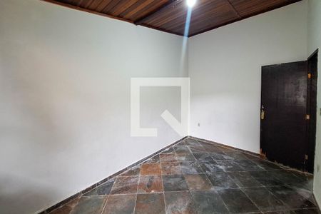 Casa à venda com 250m², 4 quartos e 5 vagas Casa à venda com 250m², 4 quartos e 5 vagasQuarto 2
