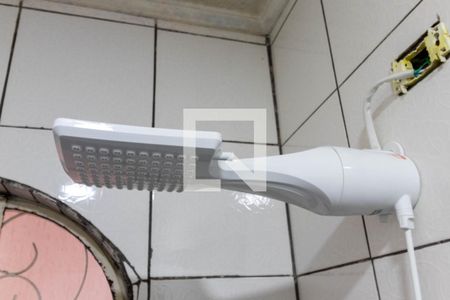 Casa à venda com 256m², 4 quartos e 6 vagas Casa à venda com 256m², 4 quartos e 6 vagasChuveiro