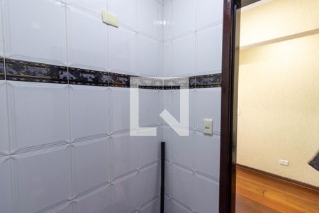 Casa à venda com 256m², 4 quartos e 6 vagas Casa à venda com 256m², 4 quartos e 6 vagasBanheiro 4