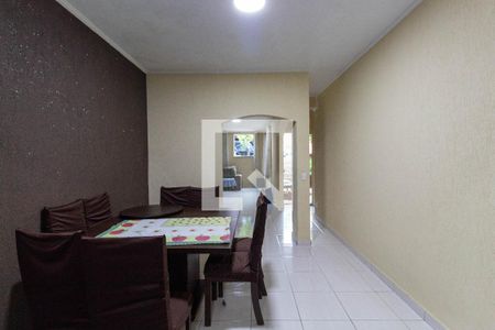 Casa à venda com 256m², 4 quartos e 6 vagas Casa à venda com 256m², 4 quartos e 6 vagasCopa