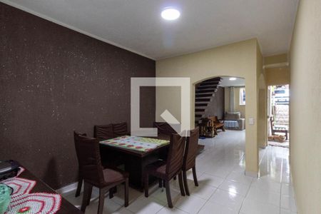 Casa à venda com 256m², 4 quartos e 6 vagas Casa à venda com 256m², 4 quartos e 6 vagasCopa