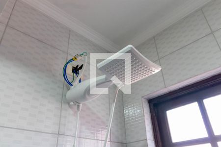 Casa à venda com 256m², 4 quartos e 6 vagas Casa à venda com 256m², 4 quartos e 6 vagasChuveiro