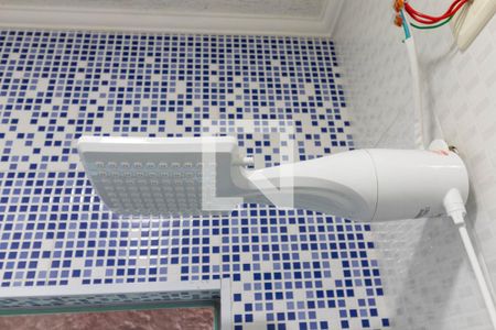 Casa à venda com 256m², 4 quartos e 6 vagas Casa à venda com 256m², 4 quartos e 6 vagasChuveiro