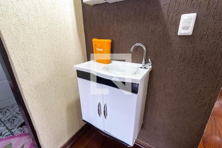 Casa à venda com 256m², 4 quartos e 6 vagas Casa à venda com 256m², 4 quartos e 6 vagasBanheiro 4