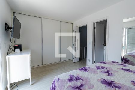 Casa à venda com 224m², 4 quartos e 2 vagasSuíte 