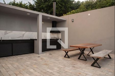 Apartamento para alugar com 315m², 3 quartos e 2 vagas Apartamento para alugar com 315m², 3 quartos e 2 vagasÁrea comum - Churrasqueira