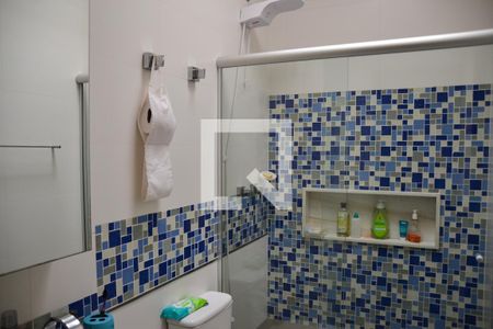 Casa à venda com 332m², 3 quartos e 4 vagas Casa à venda com 332m², 3 quartos e 4 vagasBanheiro Social