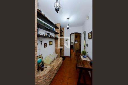Casa à venda com 252m², 3 quartos e 3 vagas Casa à venda com 252m², 3 quartos e 3 vagasCorredor dos Dormitórios