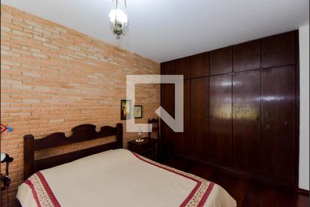 Casa à venda com 252m², 3 quartos e 3 vagas Casa à venda com 252m², 3 quartos e 3 vagasQuarto 3 - Suíte