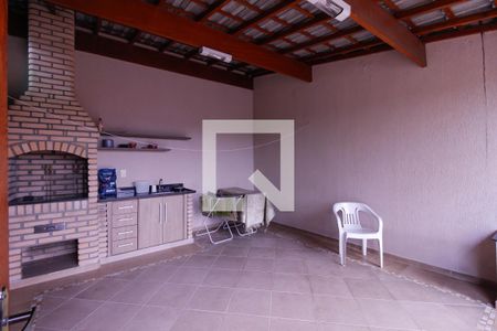 Casa de condomínio à venda com 136m², 3 quartos e 2 vagas Casa de condomínio à venda com 136m², 3 quartos e 2 vagasÁrea externa