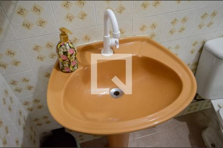 Casa à venda com 215m², 3 quartos e sem vagaBanheiro 2