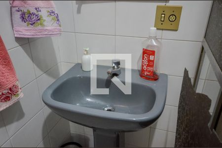 Casa à venda com 215m², 3 quartos e sem vagaBanheiro da Suíte 1