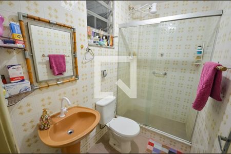 Casa à venda com 215m², 3 quartos e sem vagaBanheiro 2