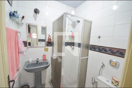 Casa à venda com 215m², 3 quartos e sem vagaBanheiro da Suíte 1